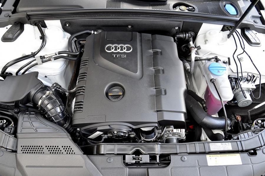 Моторный отсек Audi A4 Allroad 2.0T Quattro (B8, 8K) 2012 года  (NA) (фото 23 из 60)